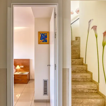 Luxury Duplex 아파트 로지즈