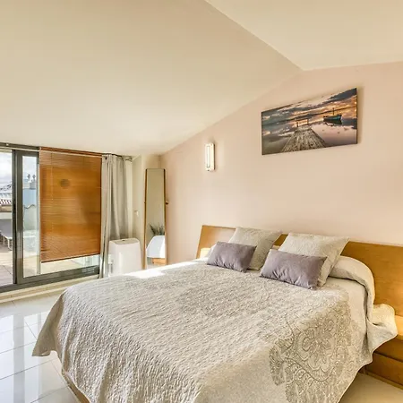 아파트 Luxury Duplex *